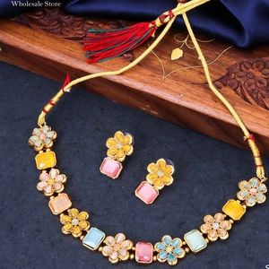 Nacklace with earrings